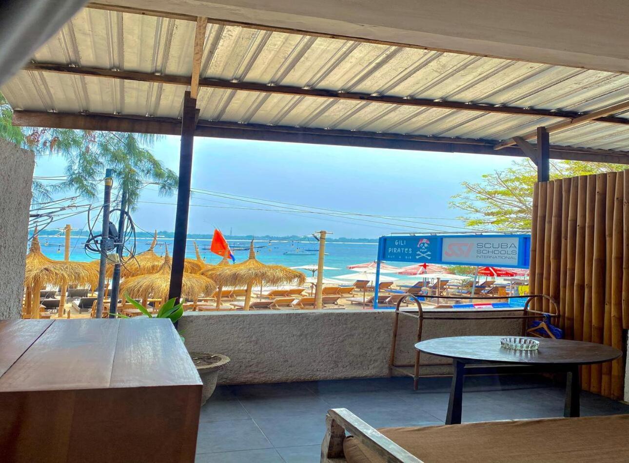 Blu D'Amare Hotel Quần đảo Gili Ngoại thất bức ảnh